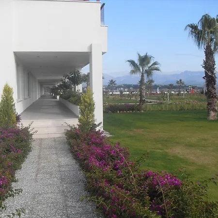Babylon Beach *